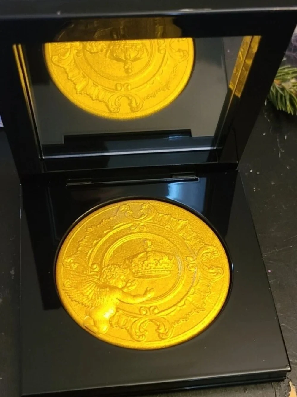 Pat MCGrath Limited Bridgerton Skin Fetish Highlighter Xtreme Gold 002 - New